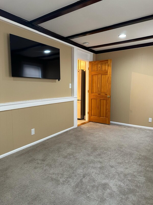 80 Arch St Unit 1, Middleborough, MA 02346 Room for Rent in