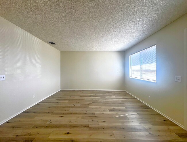Foto del edificio - Apple Valley Townhomes