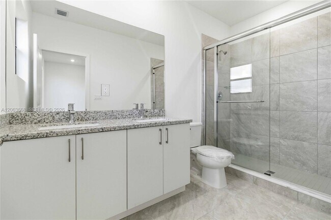 Foto del edificio - Southwest 115th Avenue, Goulds, FL 33170 - 4 BR 3 BA townhouse