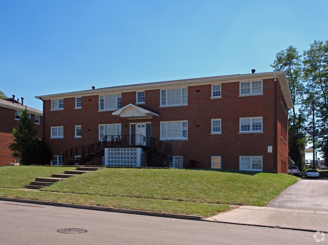 Primary Photo - 128 Surfside Dr