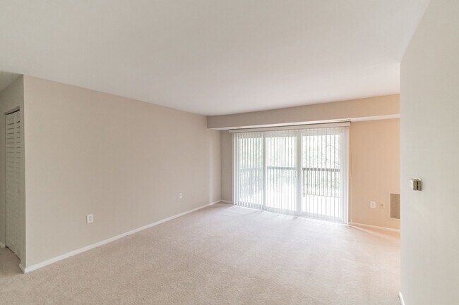Foto del edificio - Updated Condo in the Heart of Vienna!
