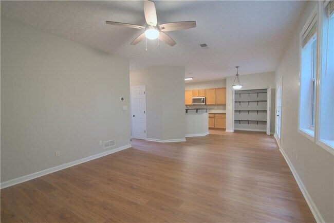 Building Photo - 2013 Ridgestone Landing SW
