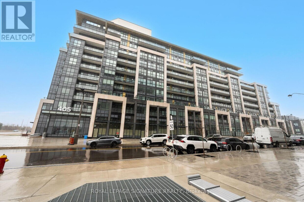 Primary Photo - 405-405 Dundas St W