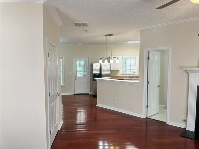 Building Photo - 880 Glynn Oaks Dr