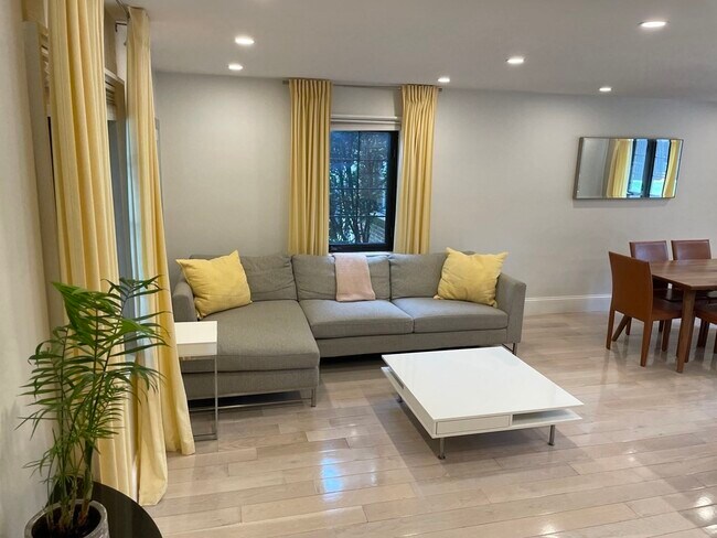 Foto del edificio - 914 Belmont St