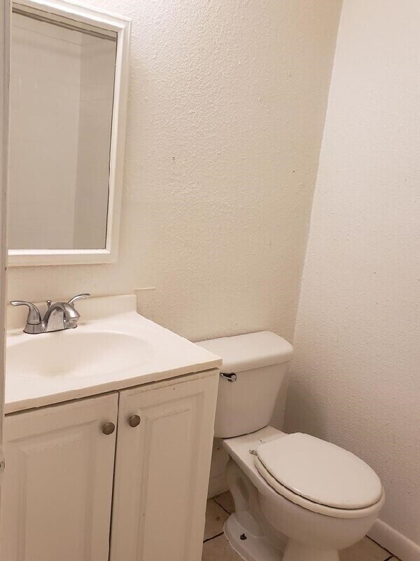 8571 Channelview Cir, Tampa, FL 33614 Condo for Rent in Tampa, FL