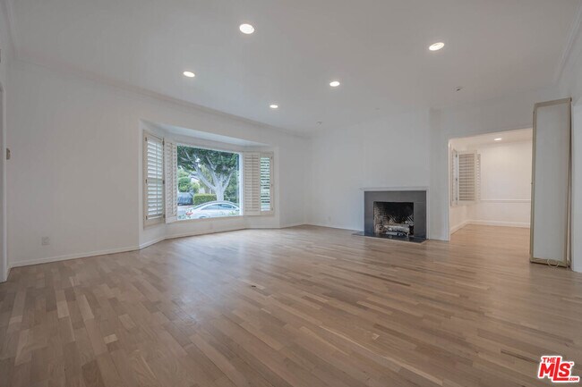 Building Photo - 1216 Peck Dr