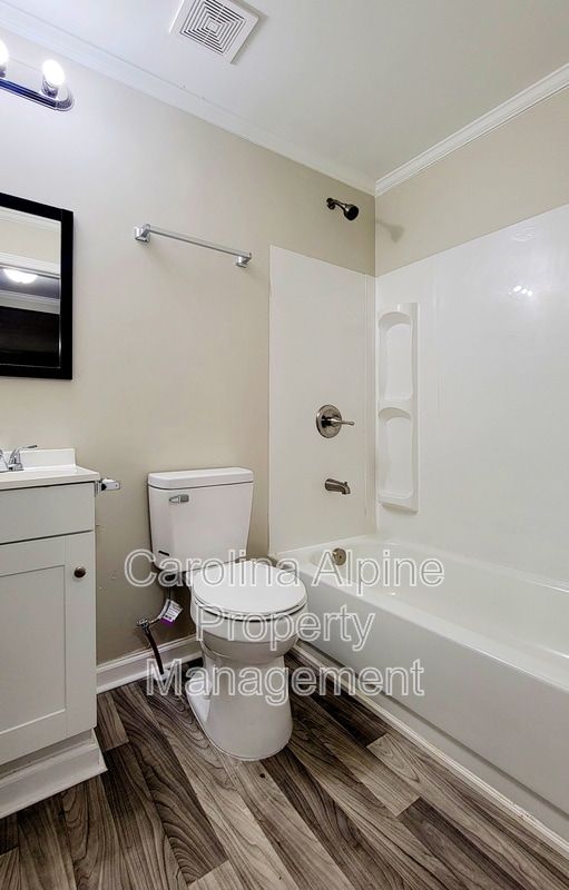 Foto del edificio - 1029 Caldwell St