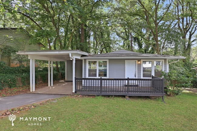 Building Photo - 2023 Akron Dr SE