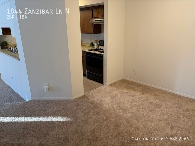 Foto del edificio - 1844 Zanzibar Ln N