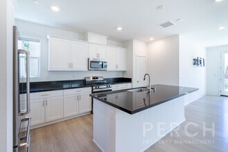 Building Photo - 24473 Sonieta Ct