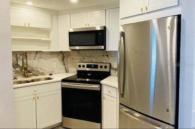 Foto del edificio - 1827 10th St N