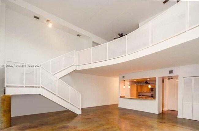 Foto del edificio - 705 NE 5th Ave