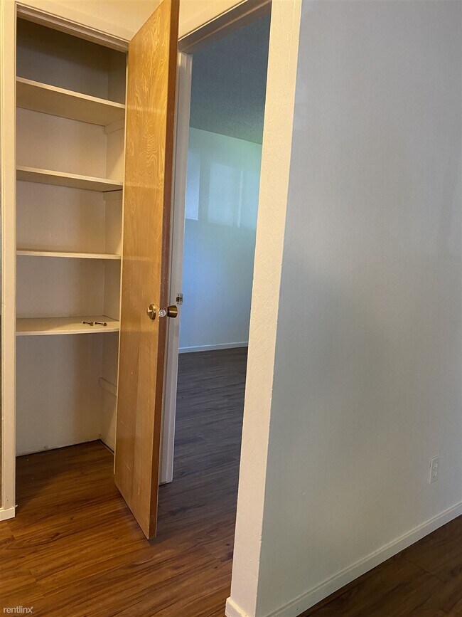 Foto del edificio - 2 br, 1 bath Condo - 9054 Montoya Street