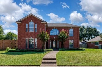 Building Photo - 1410 Brookside Dr