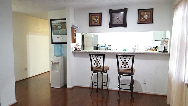 Foto del edificio - 8710 Wilcrest Dr
