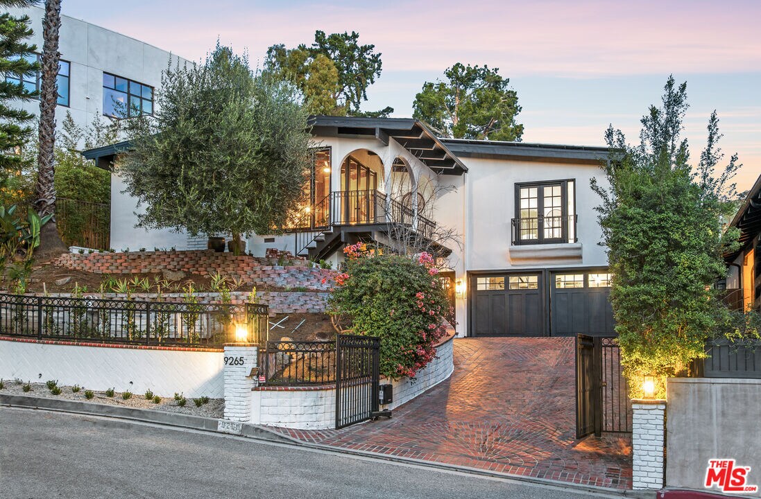 Foto principal - 9265 Thrush Way