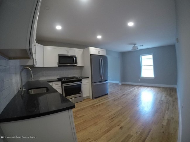 Foto del edificio - 517 Asbury Ave