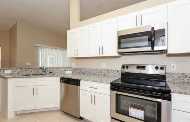 Building Photo - 29251 Crossland Dr