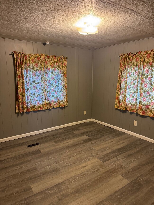 Foto del edificio - 6247 Love Warner Rd