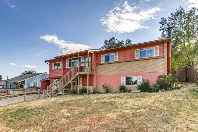 Foto del edificio - 9341 Hoffman Way