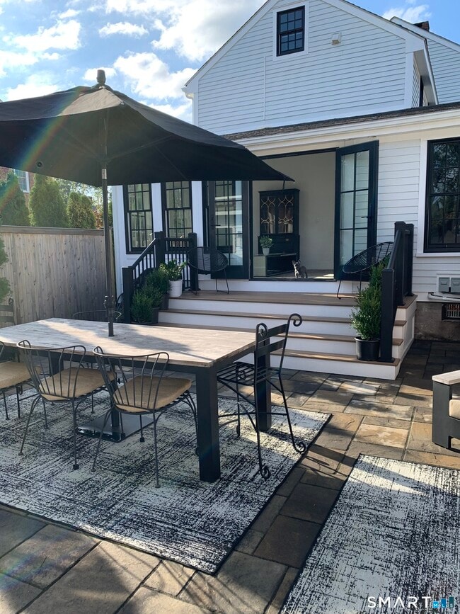 Foto del edificio - 160 Main St