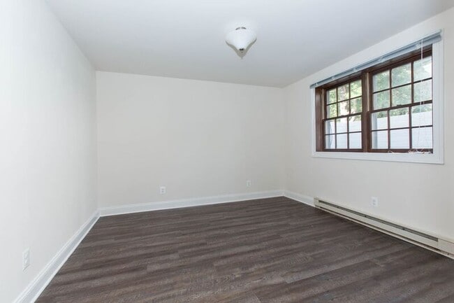 Building Photo - 249 Stribling Ave