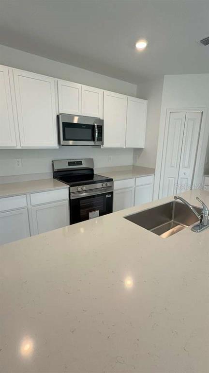 Building Photo - 3634 Hardman Dr