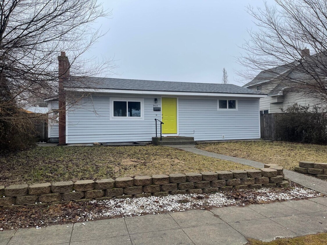 Primary Photo - 3 Bedroom Home in North Spokane