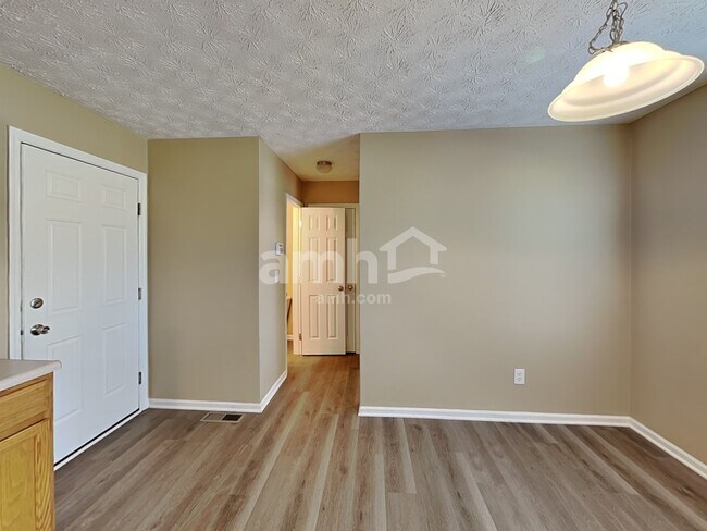 Foto del edificio - 509 Lake Front Dr