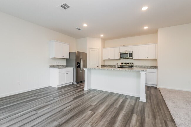 Foto del edificio - 440 Harlow Dr