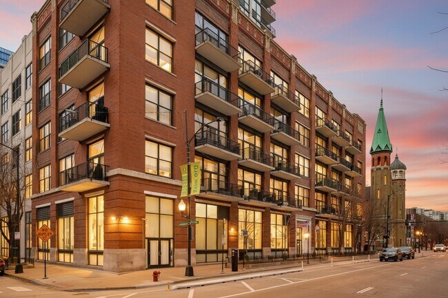 Foto del edificio - 210 S Desplaines St