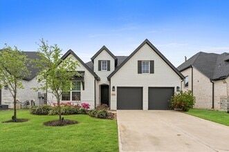 Building Photo - 9638 Birchwood Holw Trl