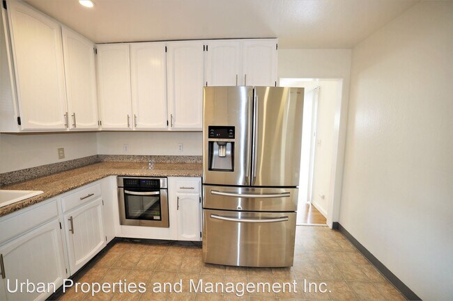 Building Photo - 4 br, 4 bath House - 687 Hurlingame Avenue