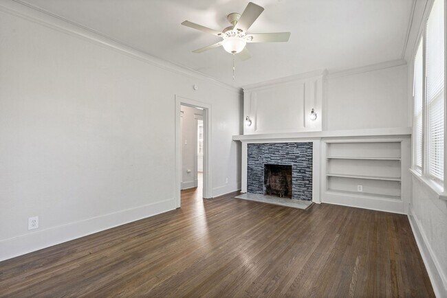 Building Photo - 864 N Belvedere Blvd