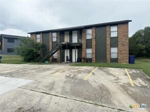 Building Photo - 205 Erby Ave