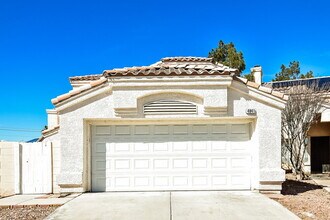Building Photo - 4841 Villa Elisa Cir