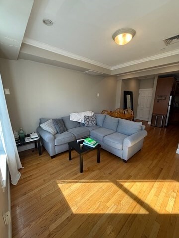 Foto principal - 19 Knowlton St