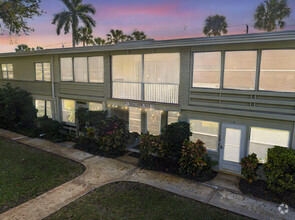 Building Photo - 677 Royal Palm Blvd