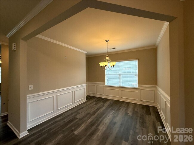 Foto del edificio - 1121 Wainscott Dr