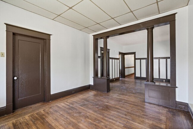 Foto del edificio - 320 Saratoga Ave