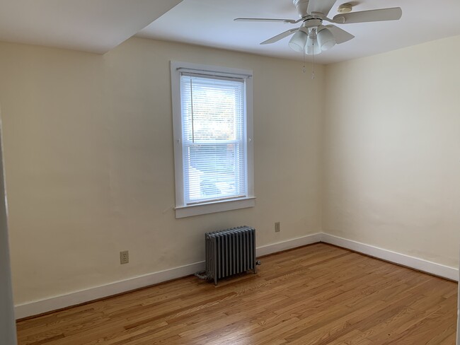 Bedroom - 2716 W Main St
