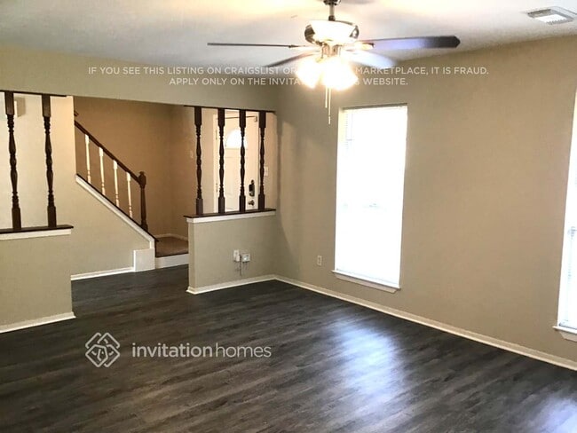 Building Photo - 2022 Oak Shores Dr