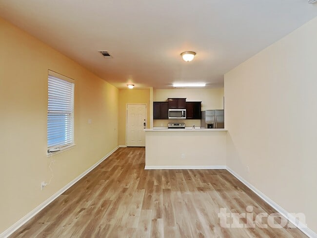 Building Photo - 2055 Sweet Lilac Dr