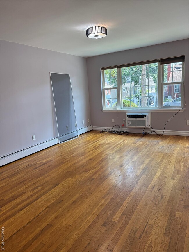Building Photo - 140-08 243rd St