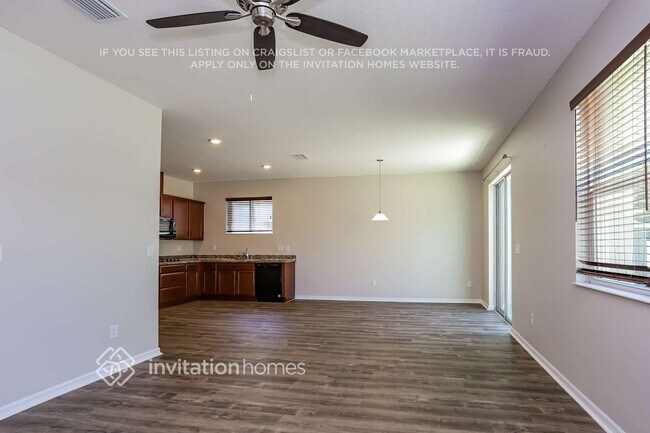 Foto del edificio - 7502 Sunshine Bridge Ave