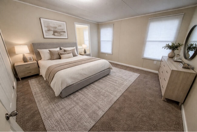 Building Photo - 129 Mark Ln