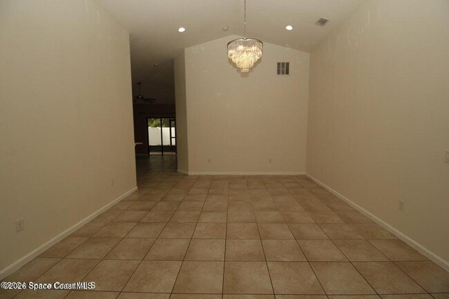 Foto del edificio - 535 Trymore Dr SE