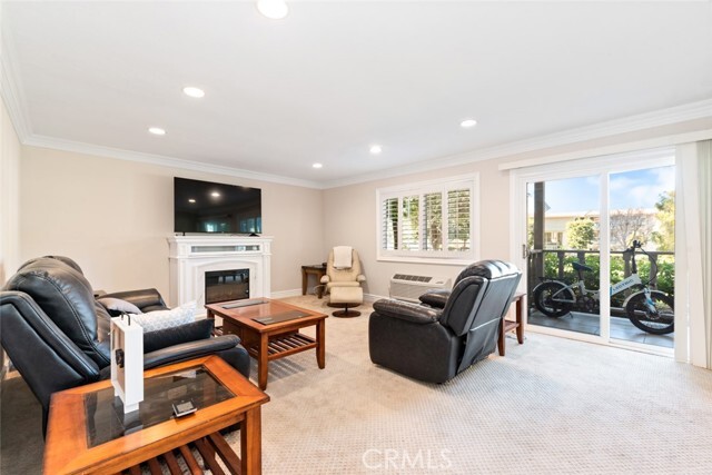 Building Photo - 2401 Via Mariposa W
