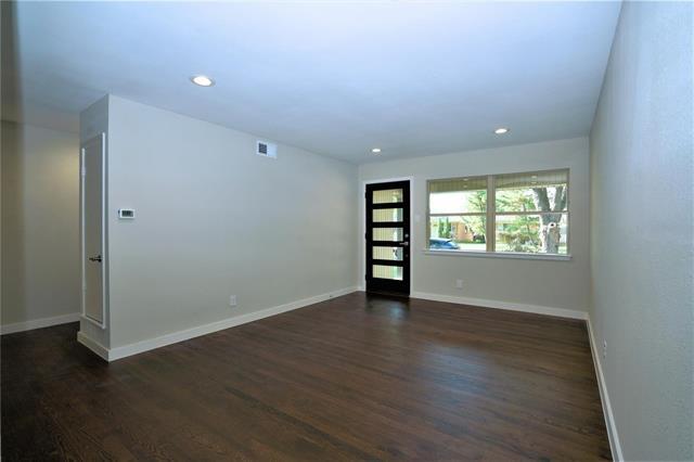 Foto del edificio - 2435 Hillsboro Ave